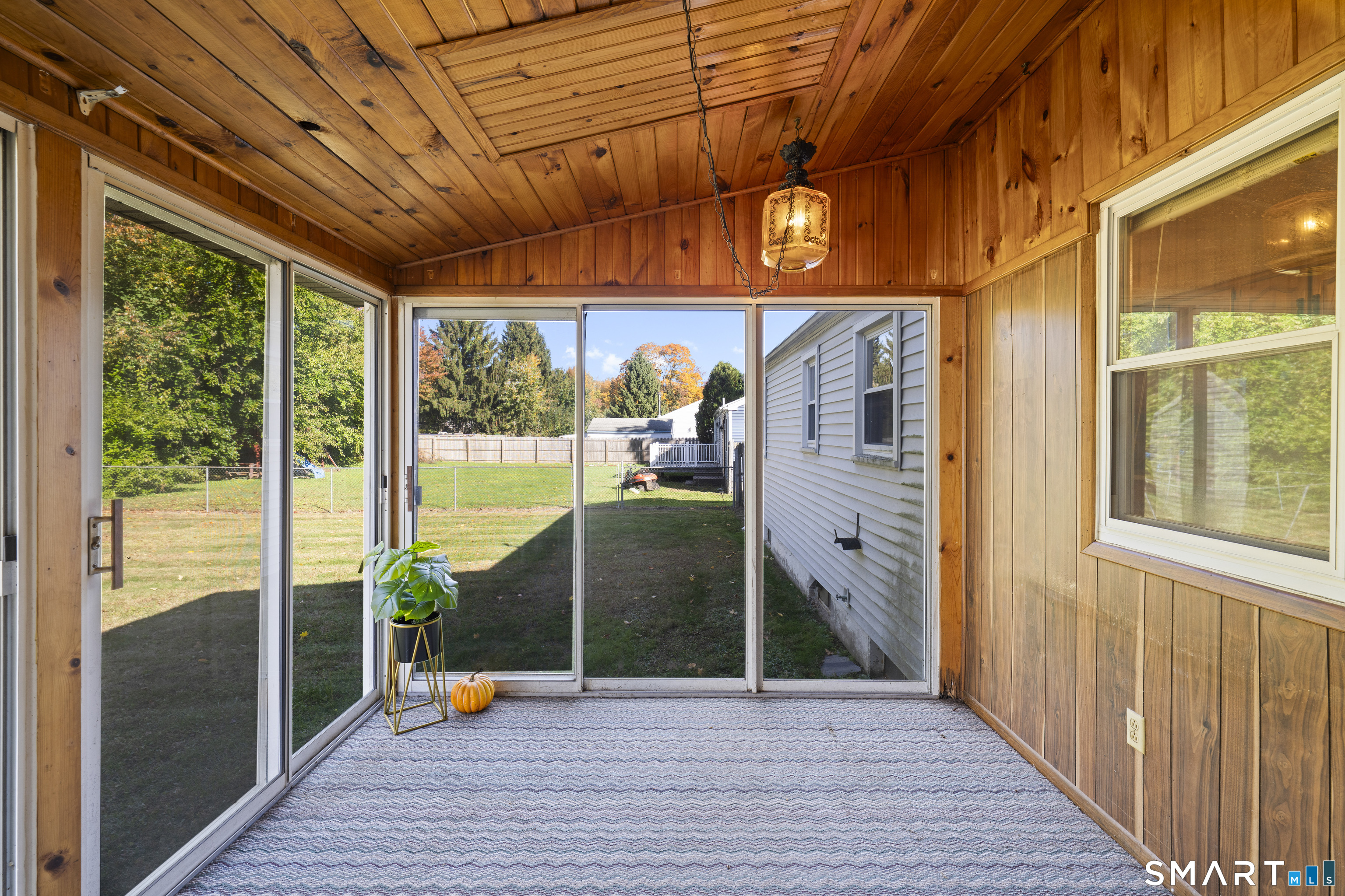 128 Bel Aire Circle Windsor Locks CT 06096