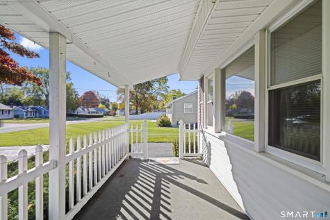 128 Bel Aire Circle Windsor Locks CT 06096