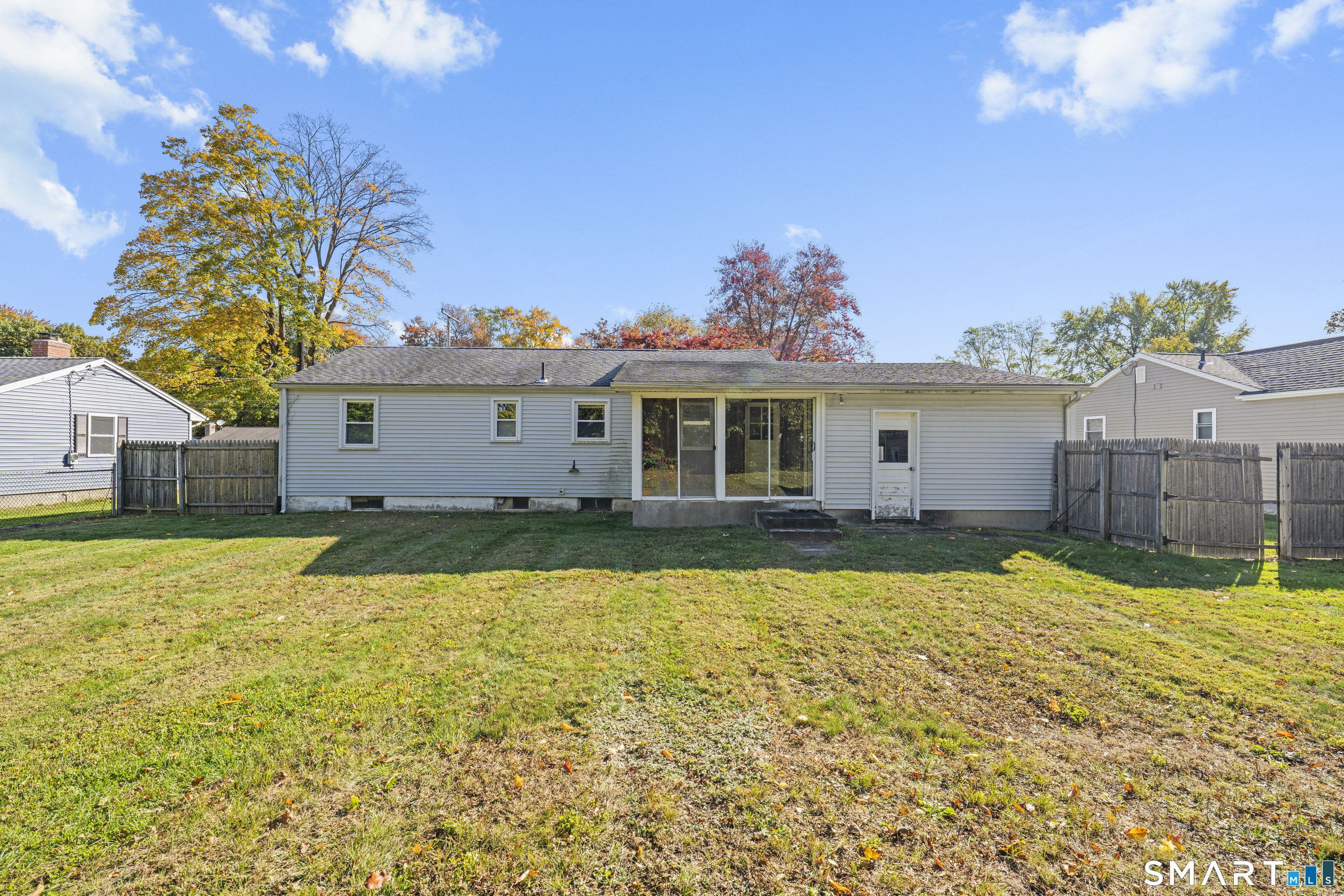 128 Bel Aire Circle Windsor Locks CT 06096