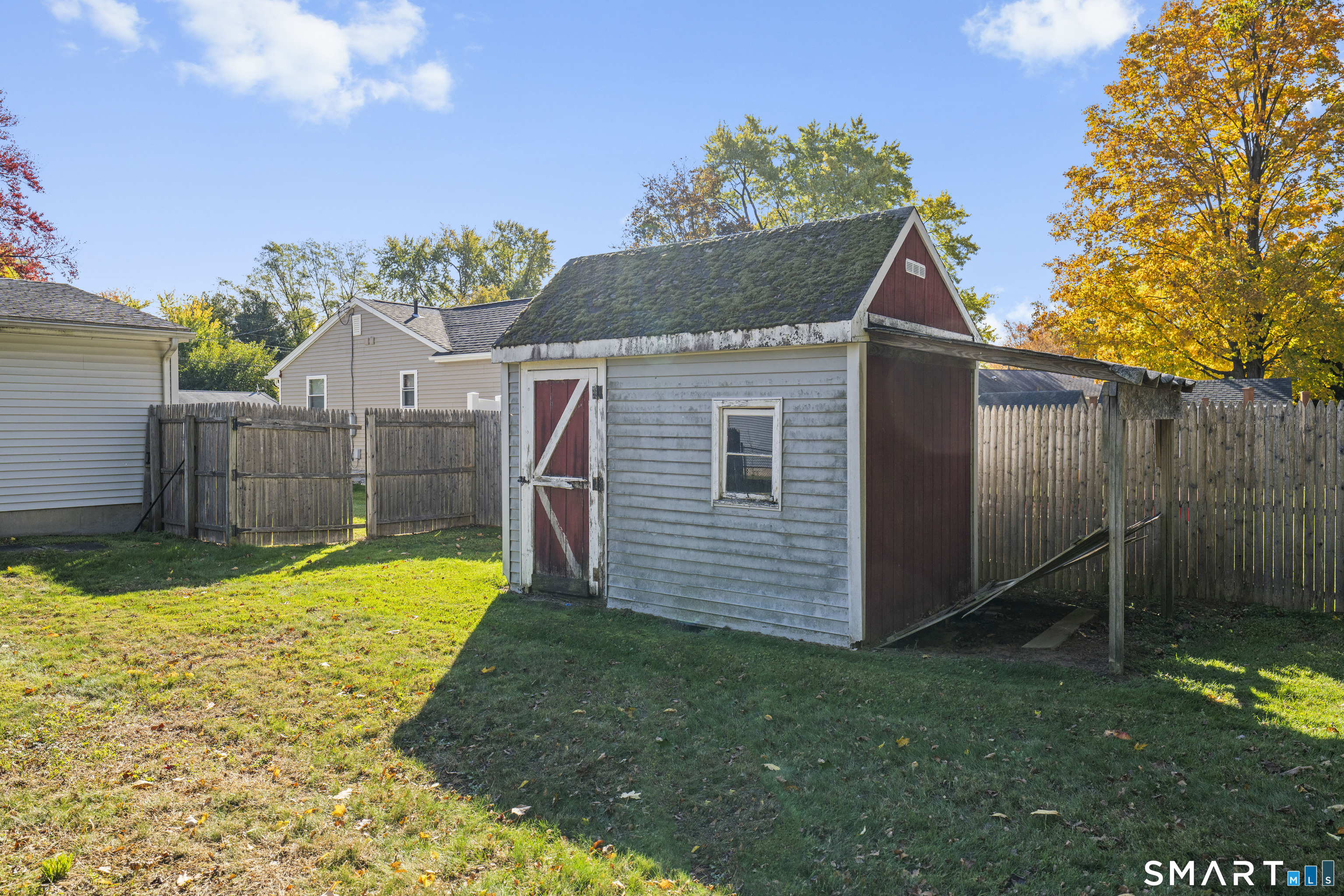 128 Bel Aire Circle Windsor Locks CT 06096