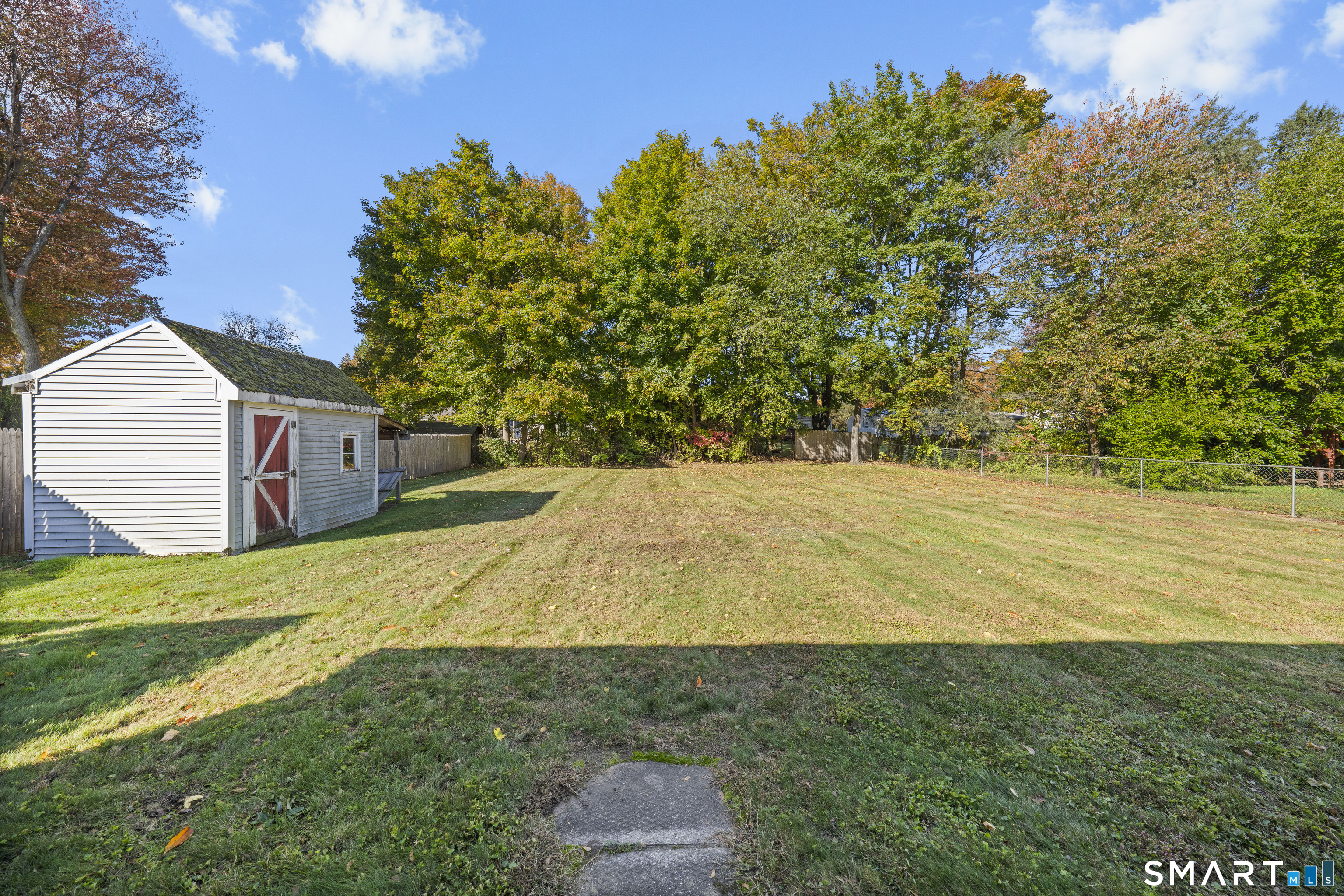 128 Bel Aire Circle Windsor Locks CT 06096
