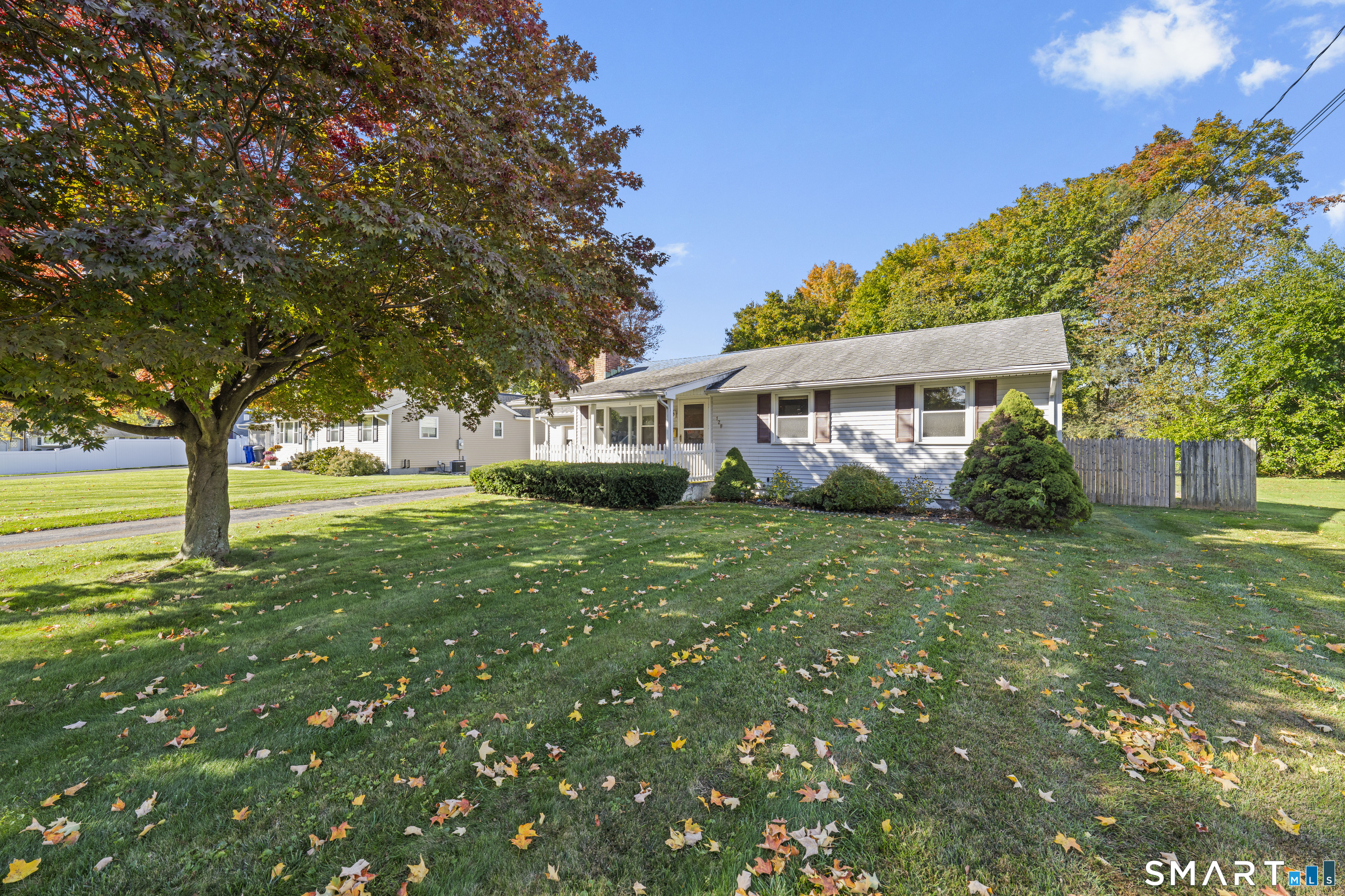 128 Bel Aire Circle Windsor Locks CT 06096