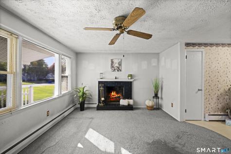 128 Bel Aire Circle Windsor Locks CT 06096