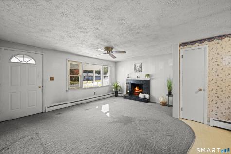 128 Bel Aire Circle Windsor Locks CT 06096
