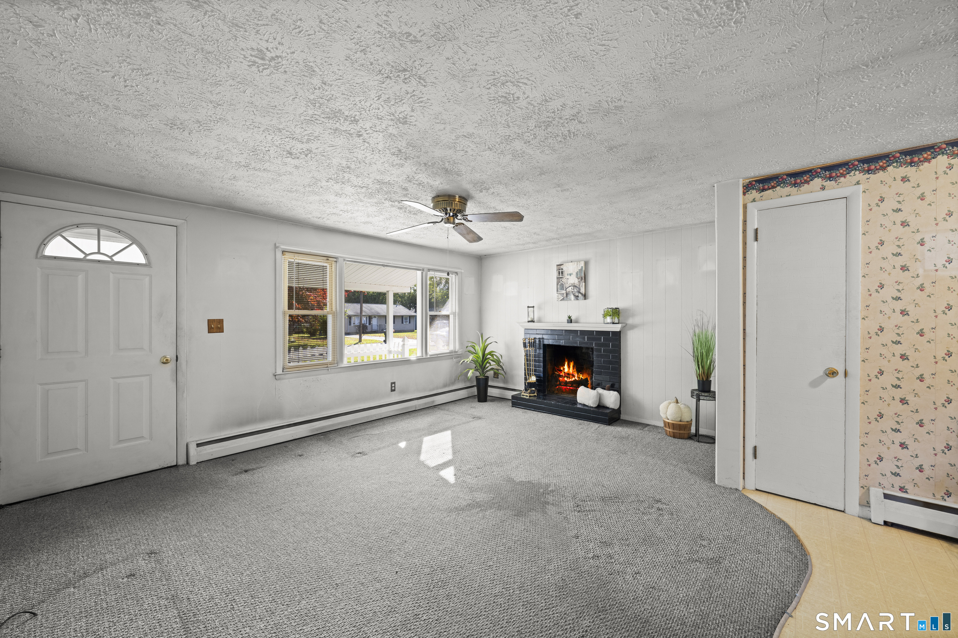 128 Bel Aire Circle Windsor Locks CT 06096