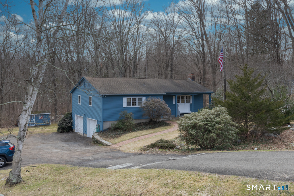 113 West High Street East Hampton CT 06424