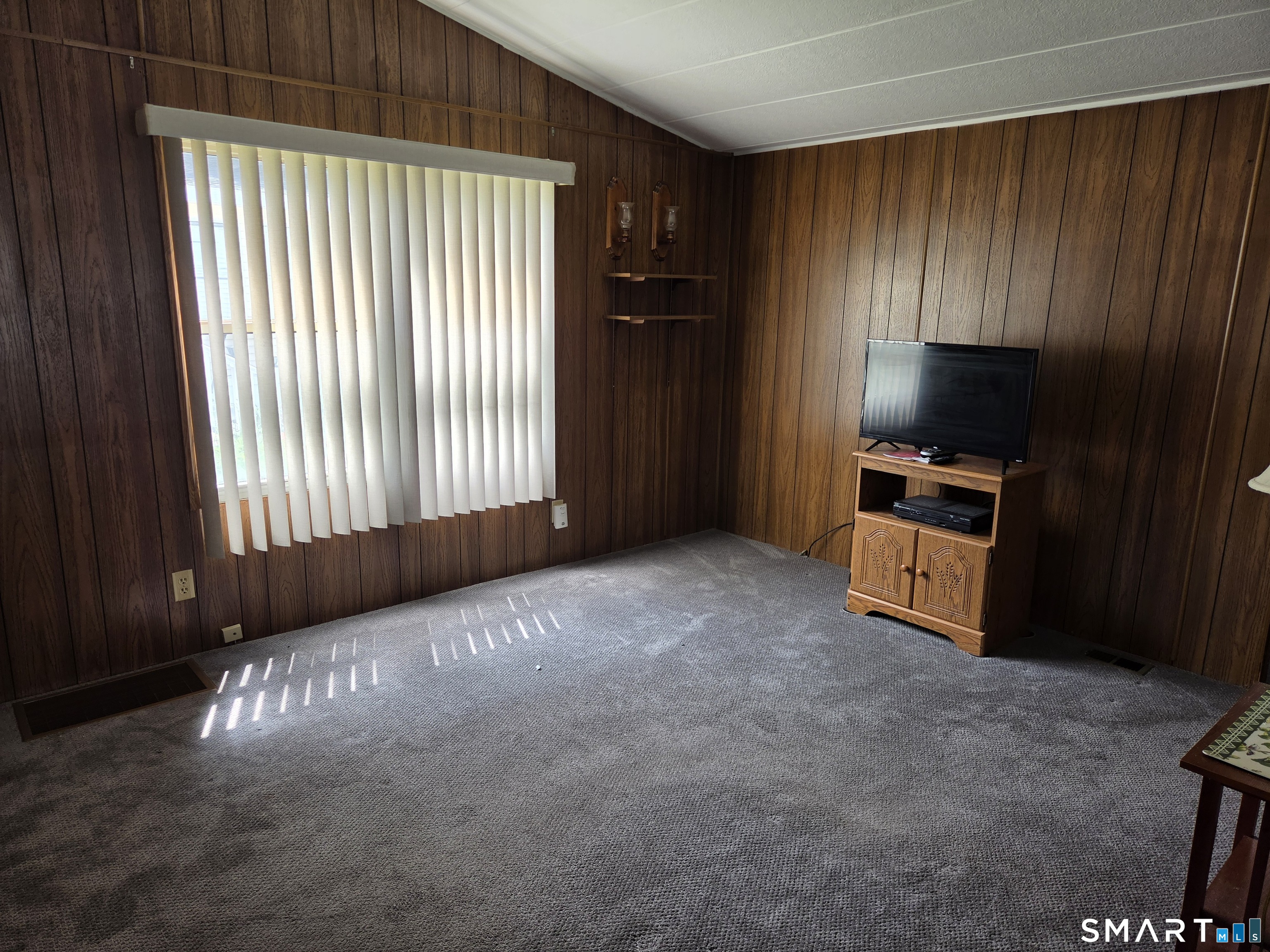 17 Wayne Drive Windham CT 06256