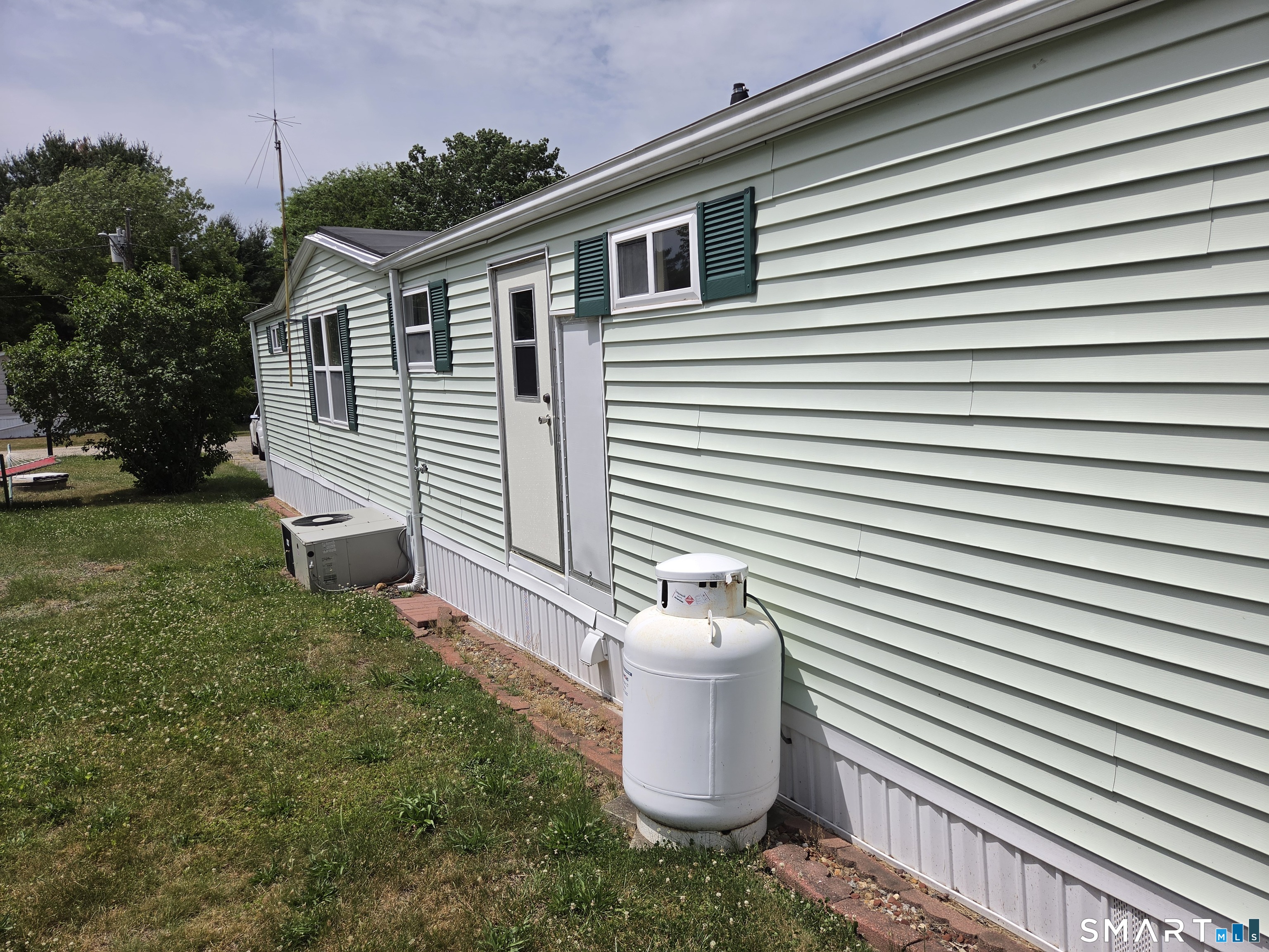 17 Wayne Drive Windham CT 06256