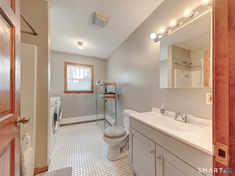 70 Lawndale Street Berlin CT 06037