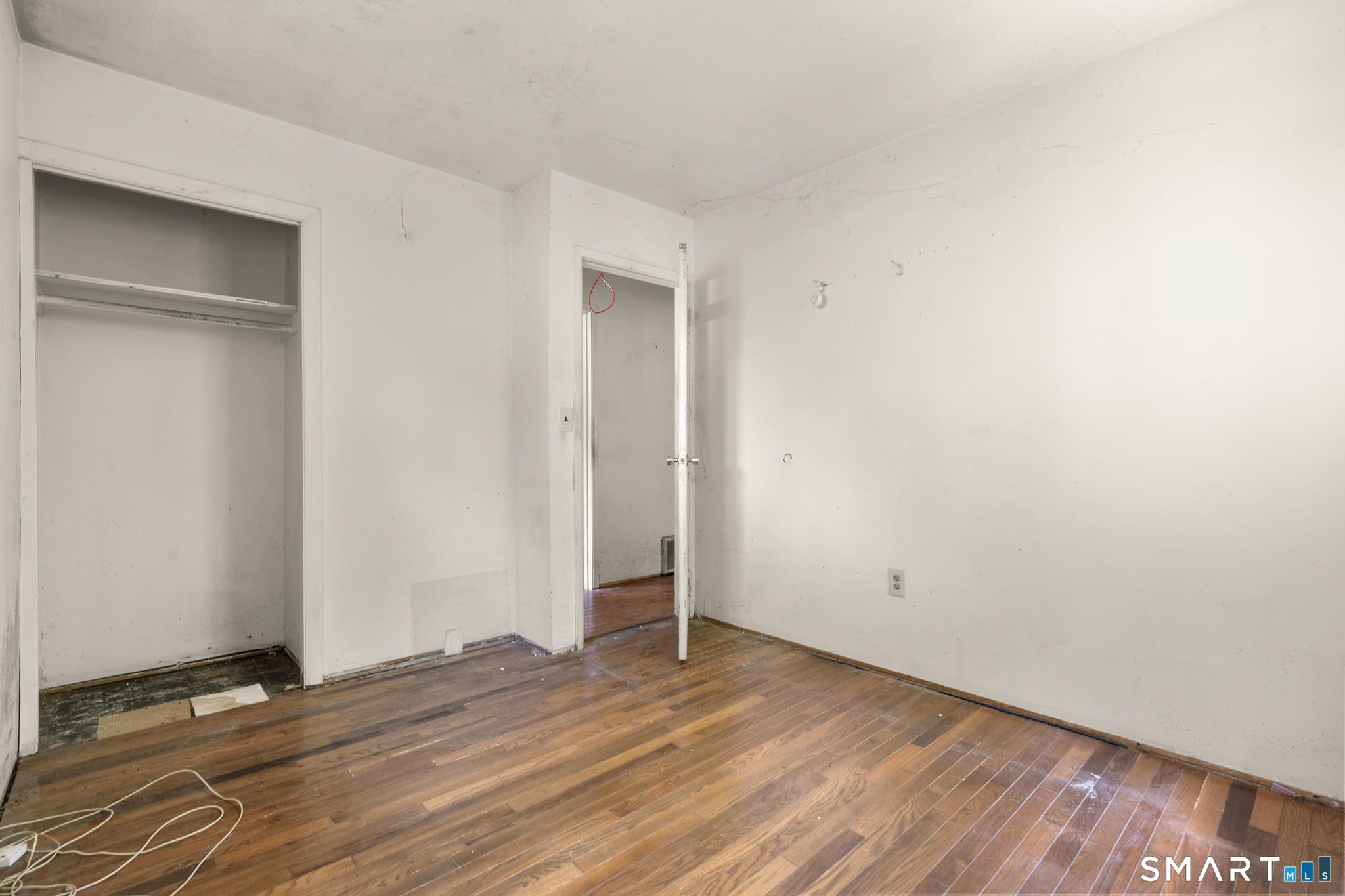 13 Shawondassee Drive Stonington CT 06378