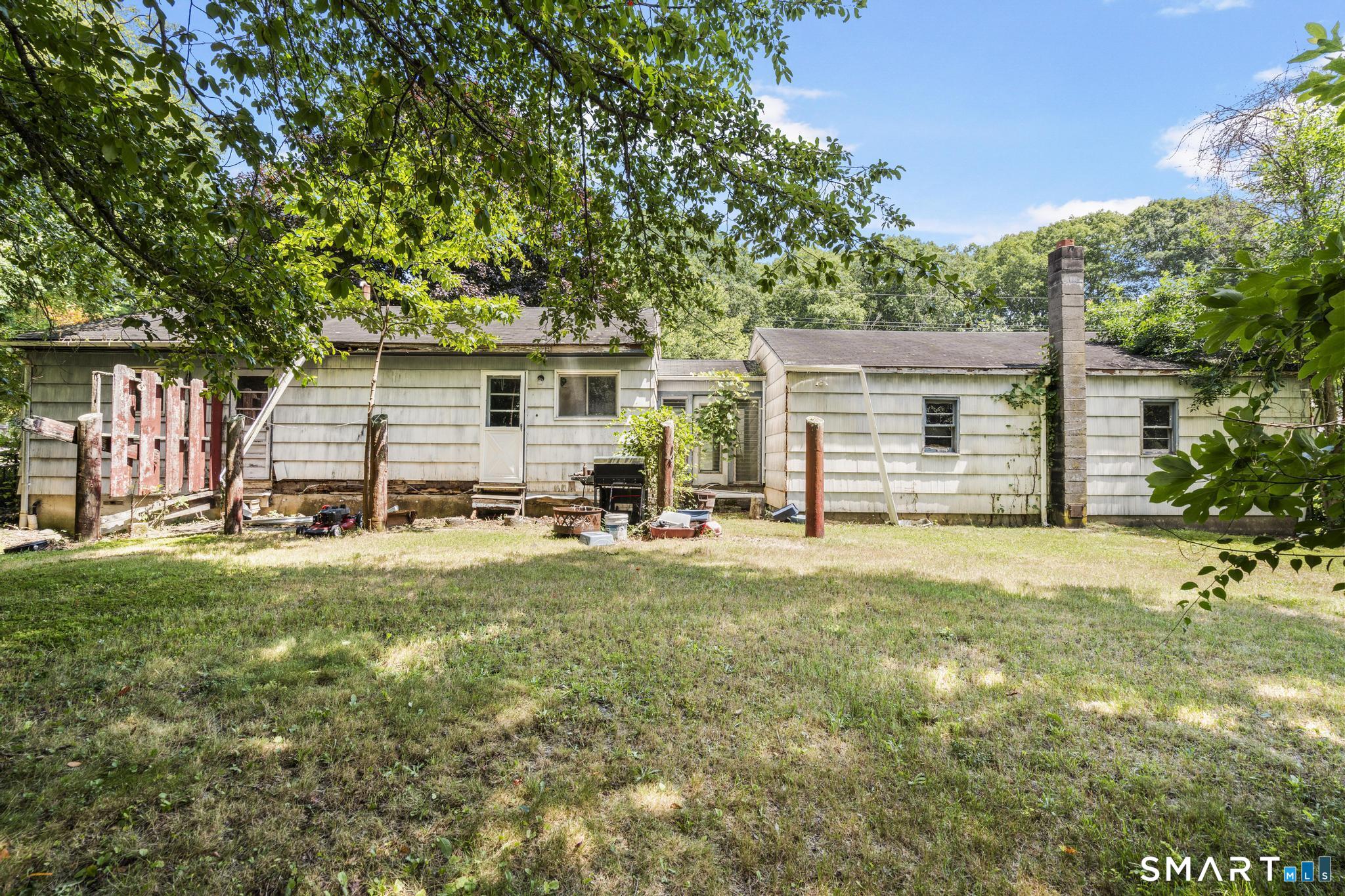 13 Shawondassee Drive Stonington CT 06378