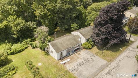 13 Shawondassee Drive Stonington CT 06378