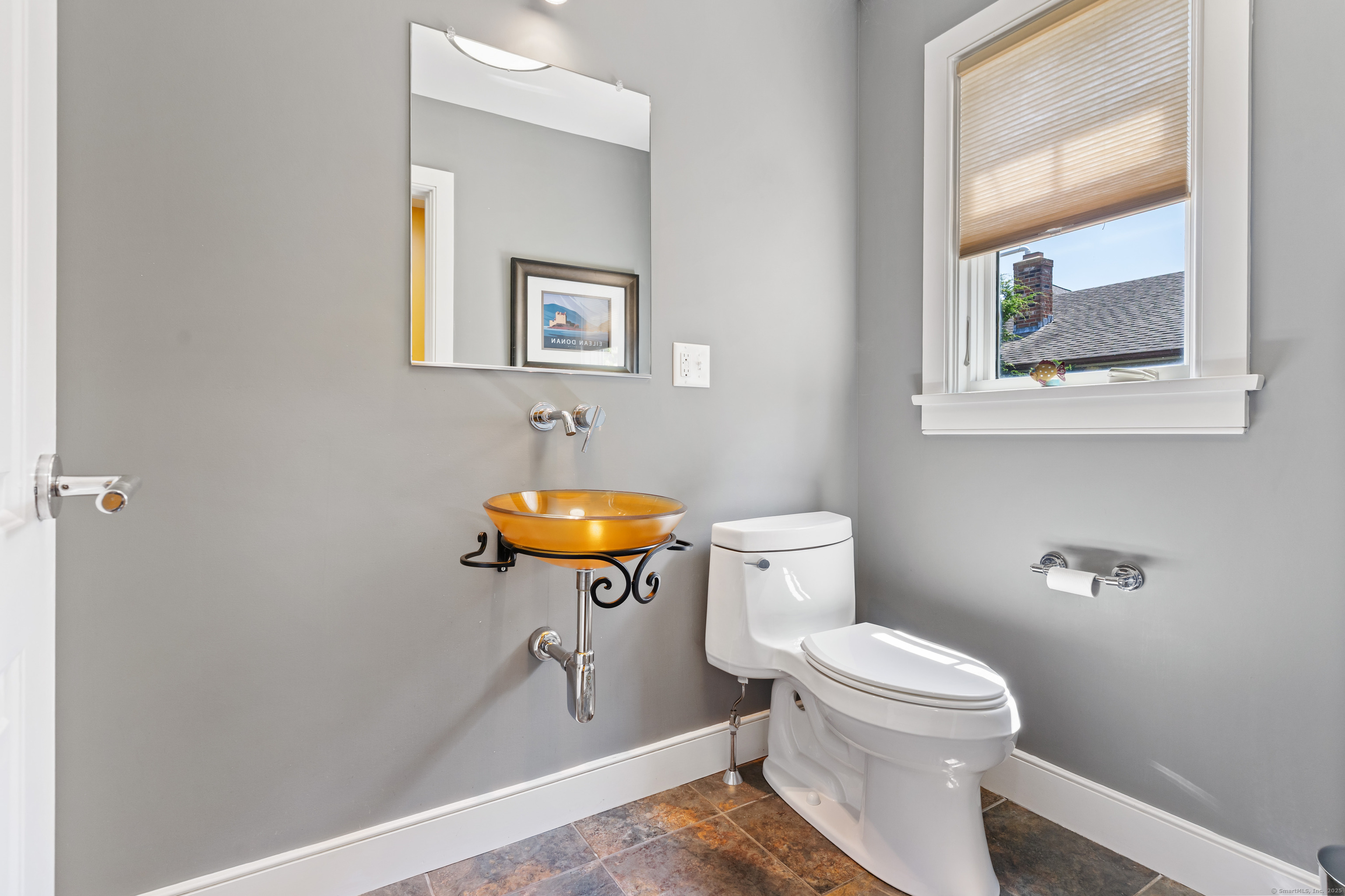 993 Pequot Avenue New London CT 06320