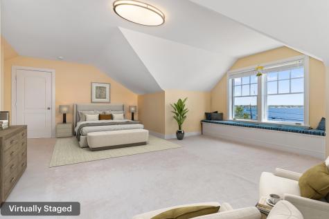 993 Pequot Avenue New London CT 06320