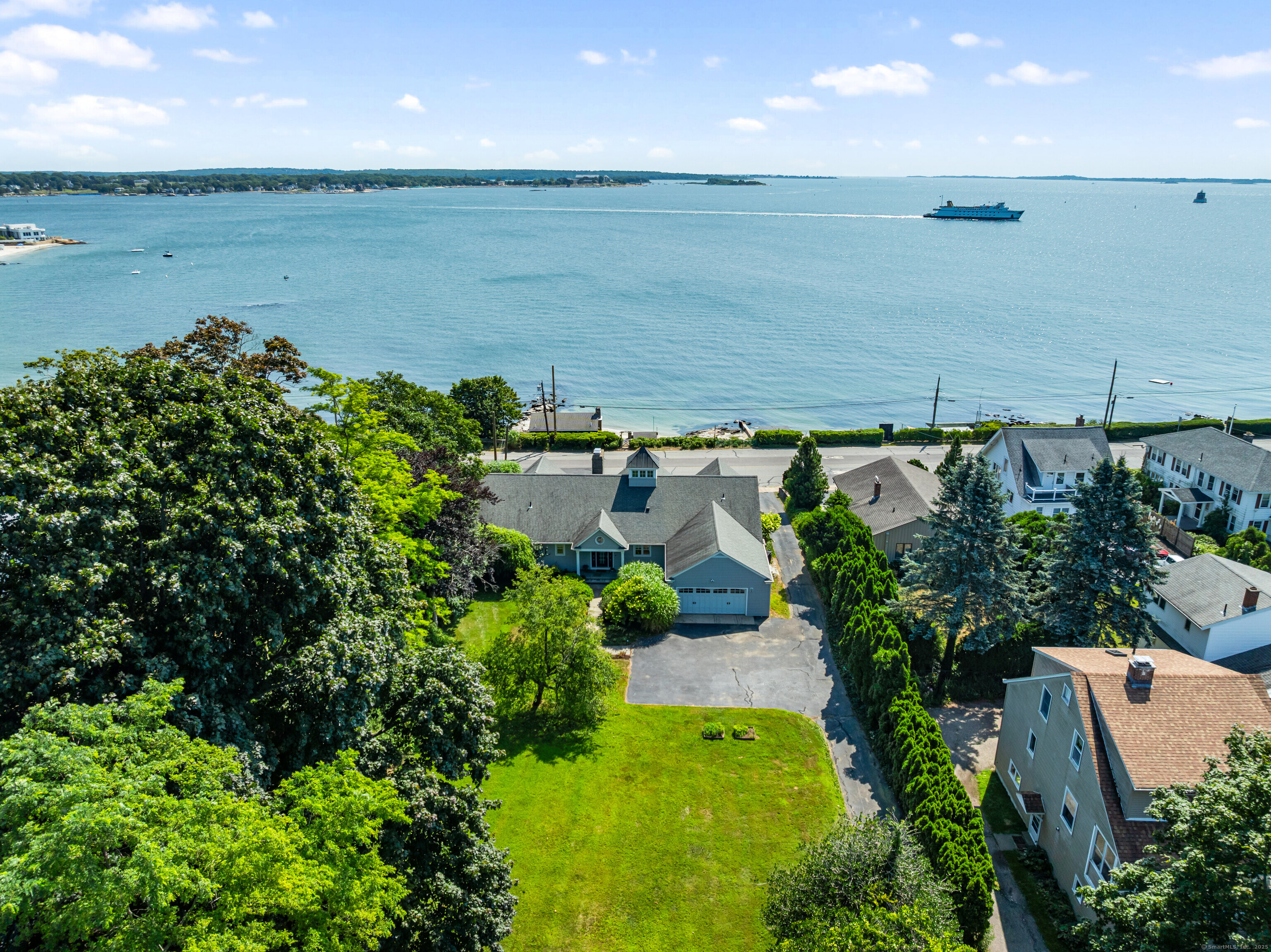 993 Pequot Avenue New London CT 06320
