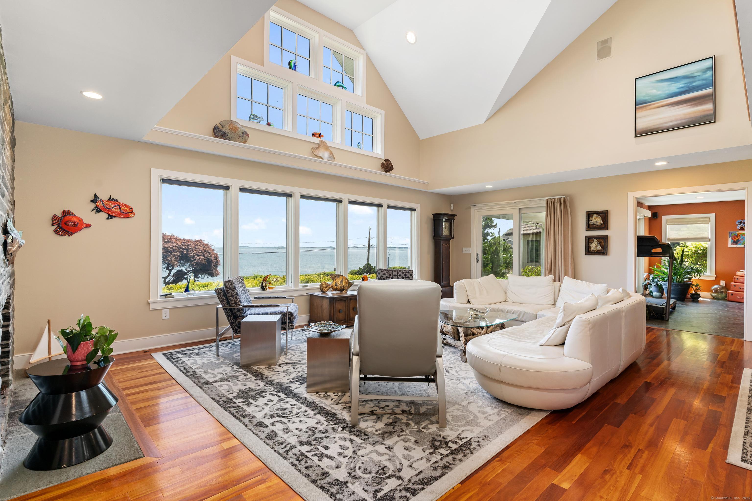 993 Pequot Avenue New London CT 06320