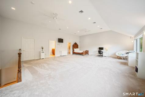 108 Westland Road Avon CT 06001