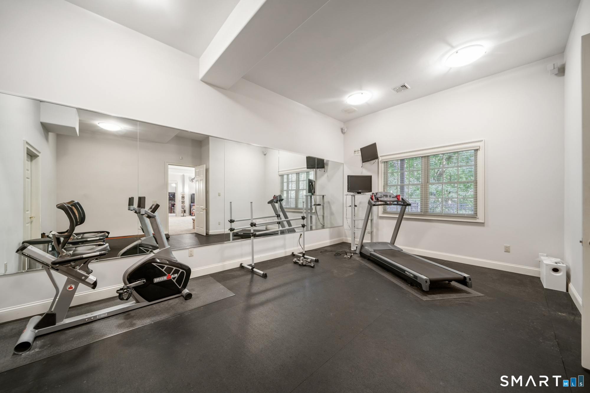 108 Westland Road Avon CT 06001