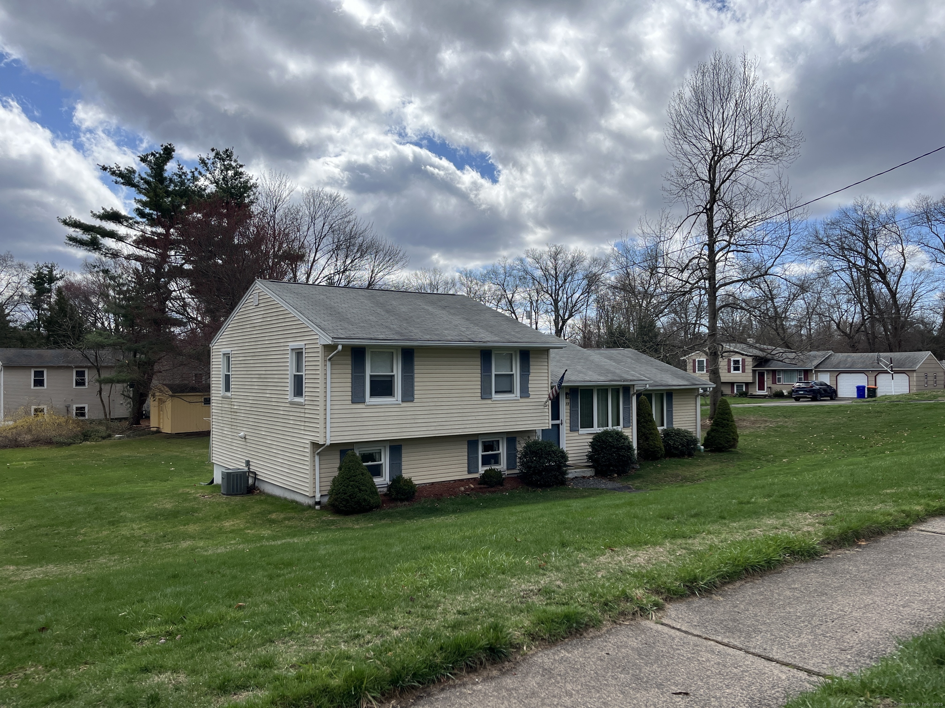 13 Reene Lane Wallingford CT 06492