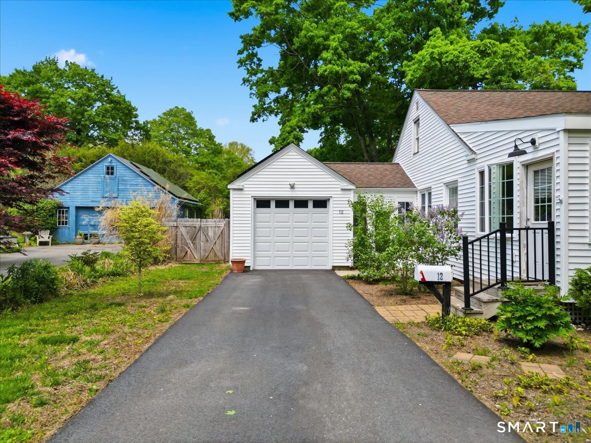 12 Jones Lane Deep River CT 06417