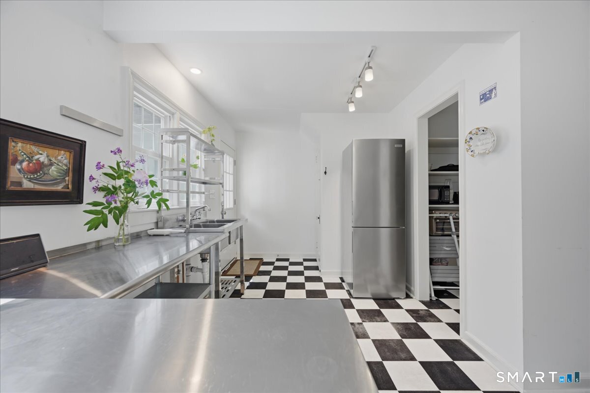 12 Jones Lane Deep River CT 06417