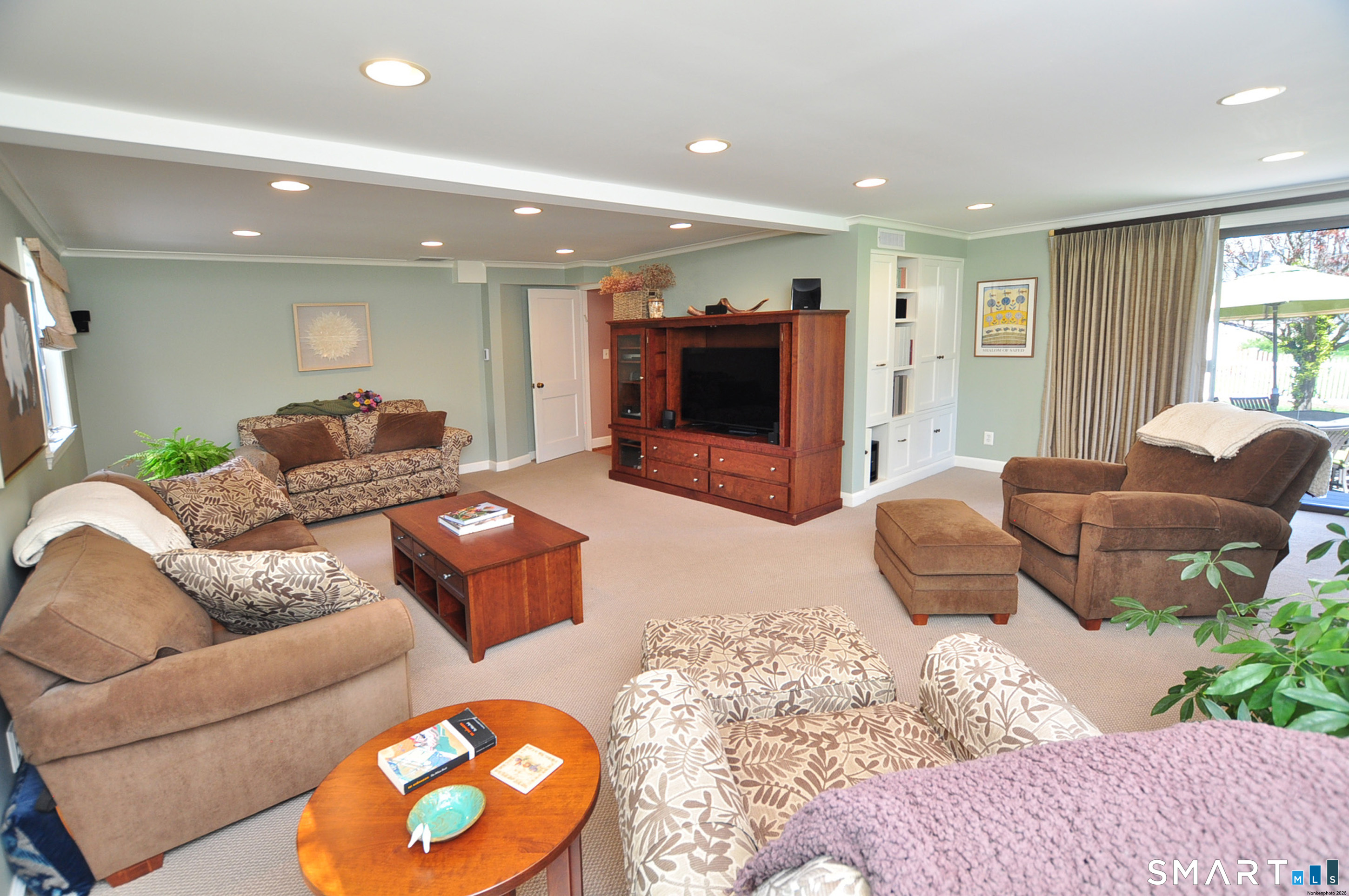 64 Mohegan Drive West Hartford CT 06117