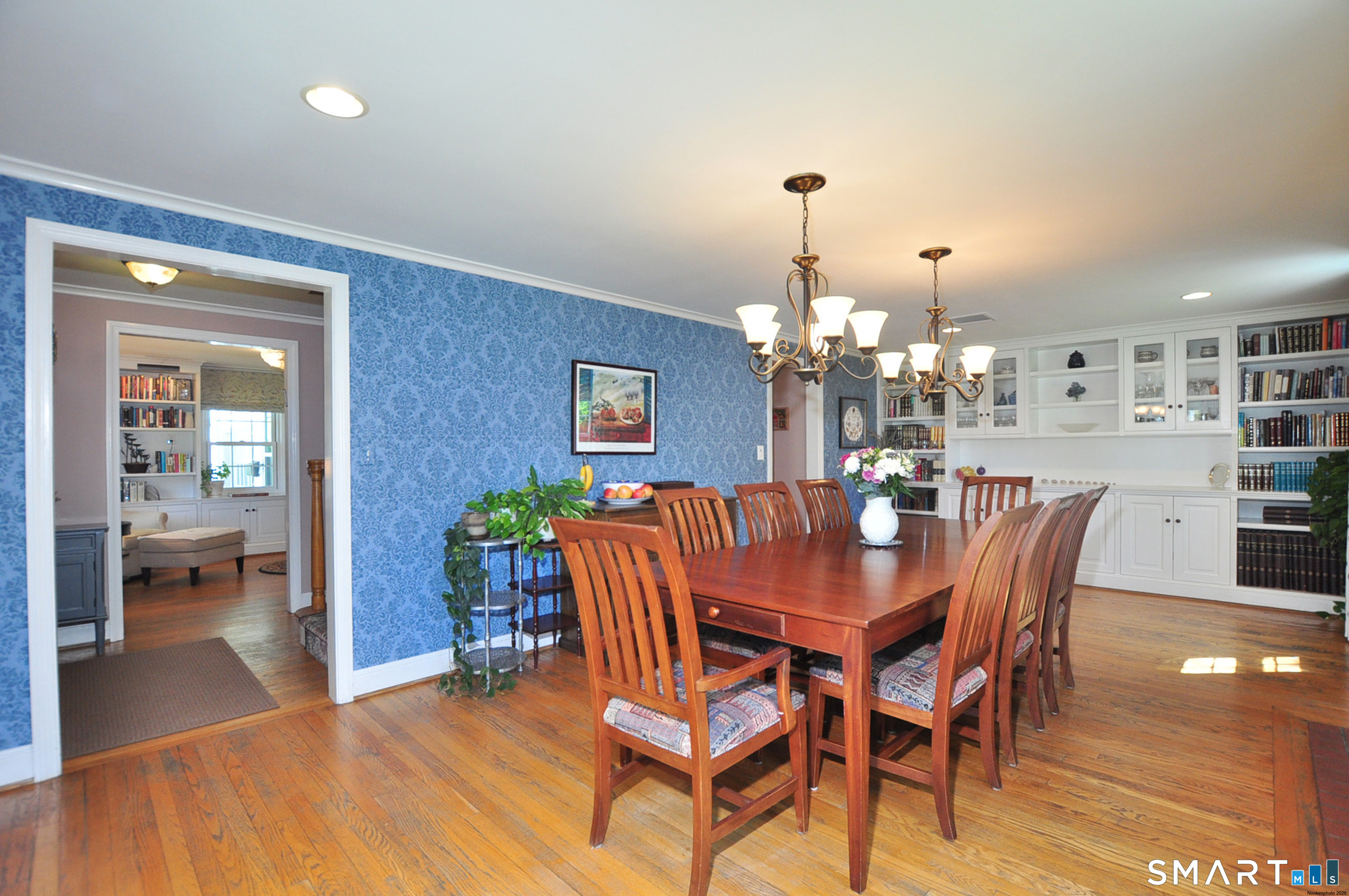 64 Mohegan Drive West Hartford CT 06117
