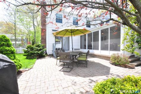 64 Mohegan Drive West Hartford CT 06117