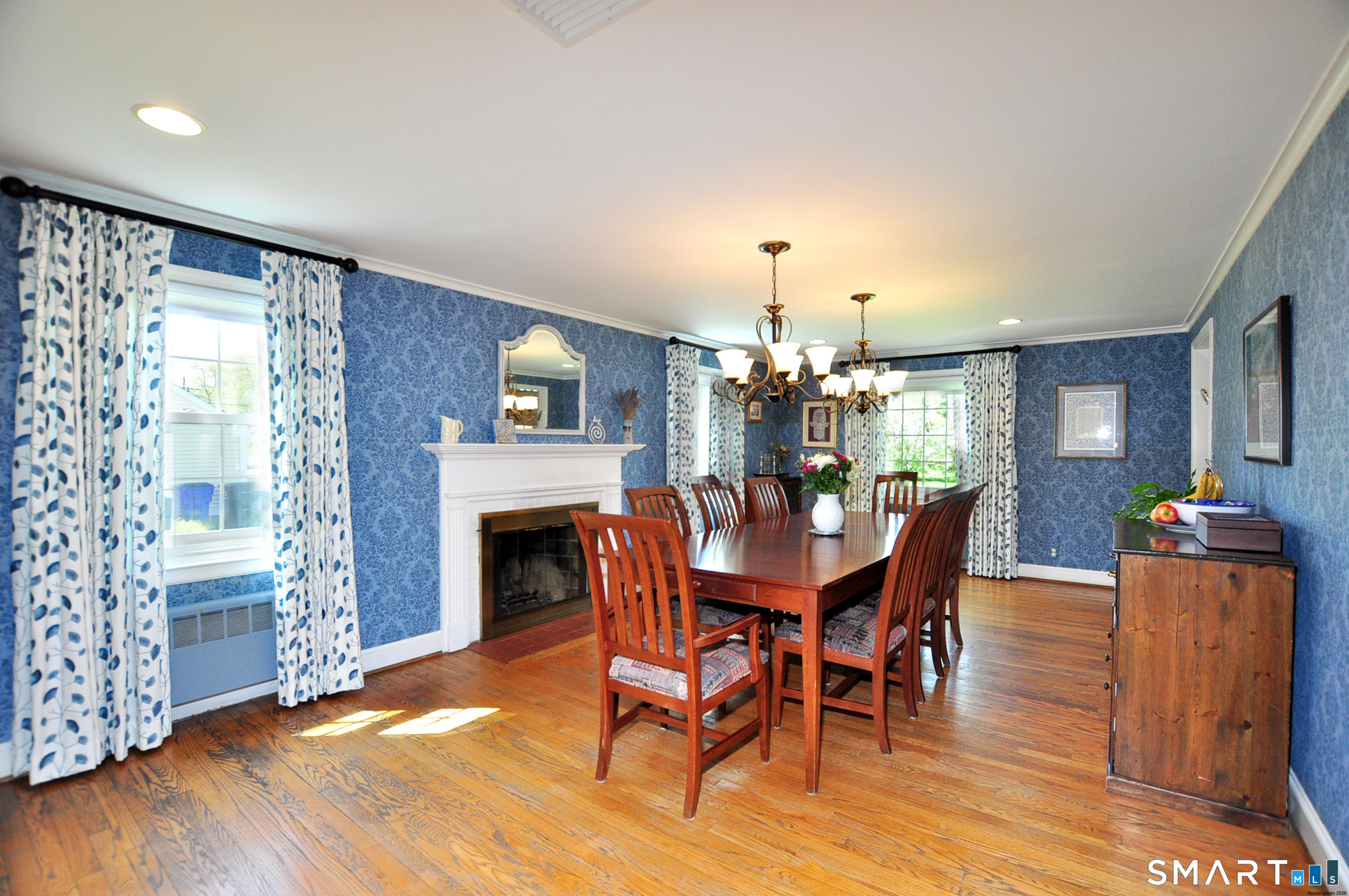 64 Mohegan Drive West Hartford CT 06117
