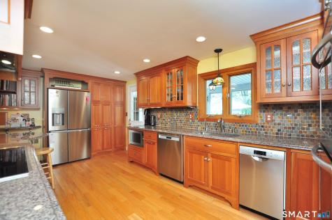 64 Mohegan Drive West Hartford CT 06117