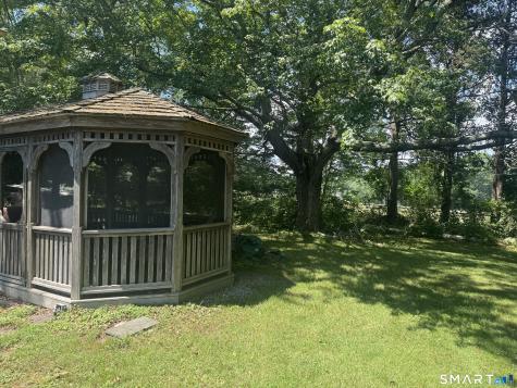 9 Monticello Drive East Lyme CT 06333