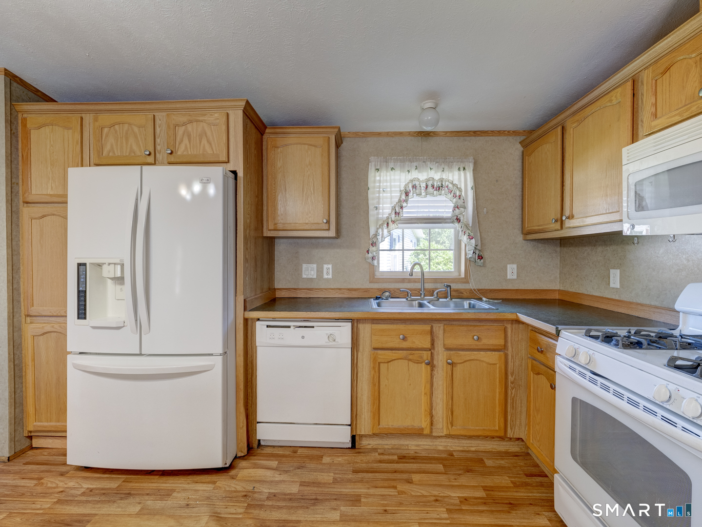 37 Pond Way Windham CT 06256