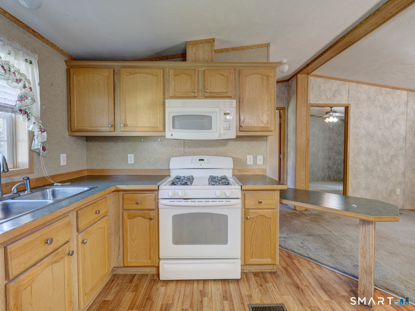 37 Pond Way Windham CT 06256