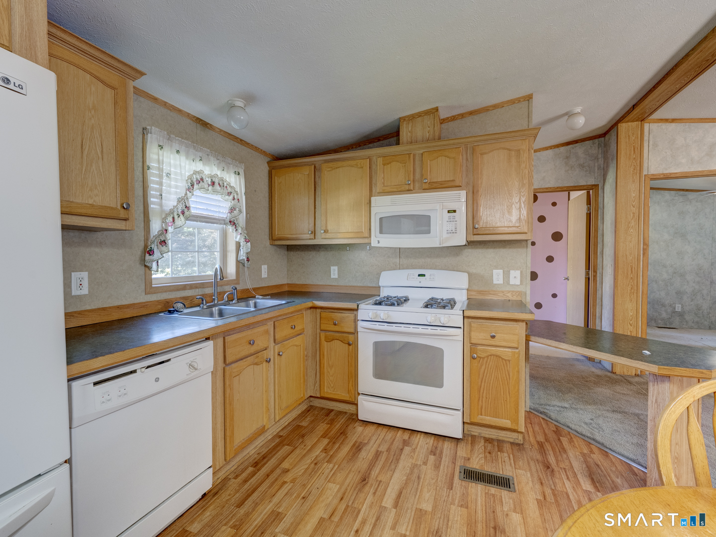 37 Pond Way Windham CT 06256