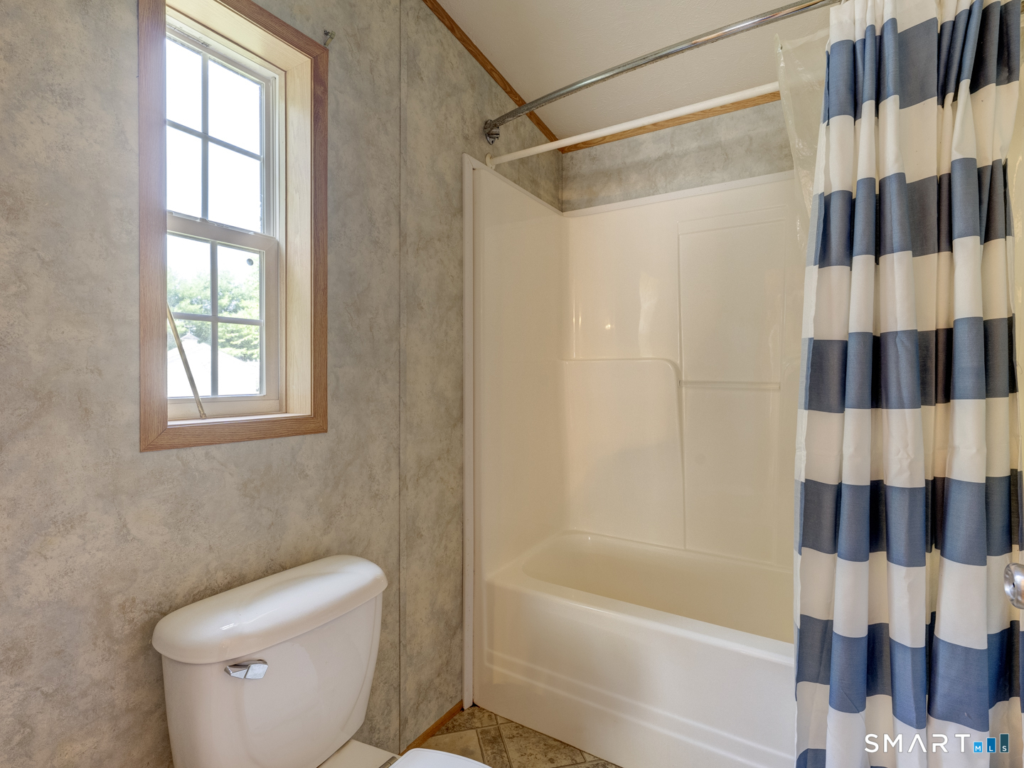 37 Pond Way Windham CT 06256