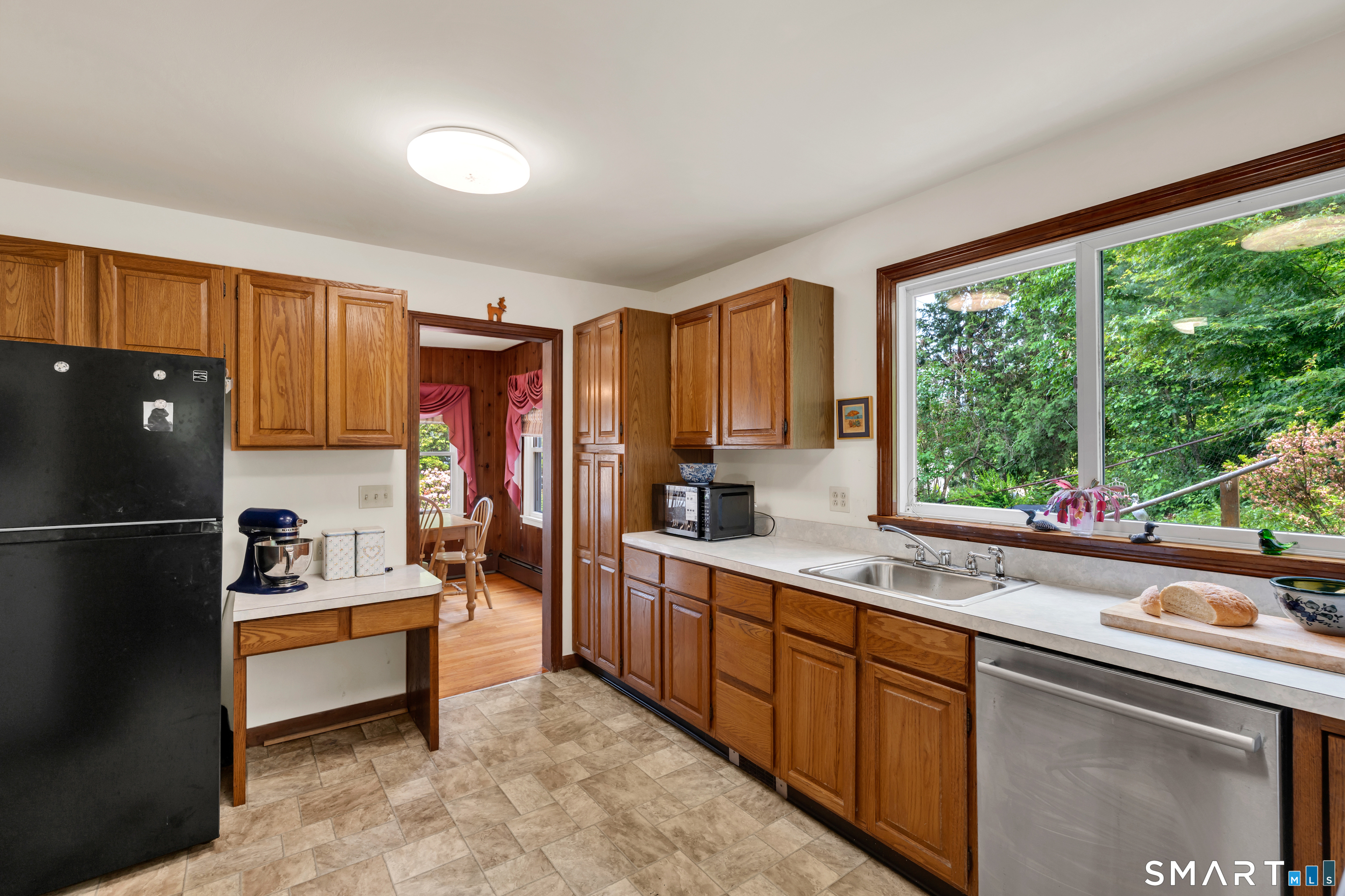 16 Ledge Road East Lyme CT 06357