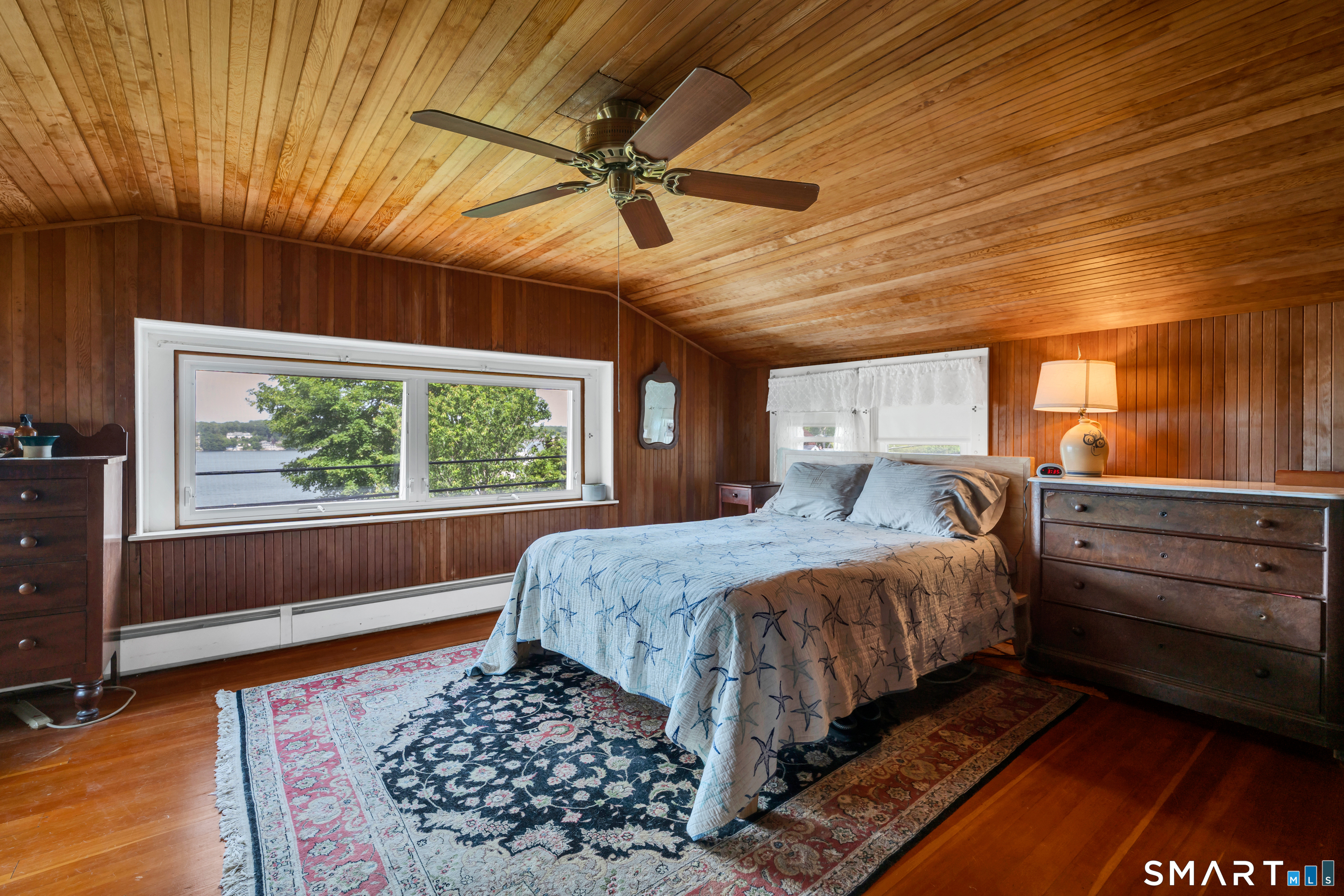 16 Ledge Road East Lyme CT 06357