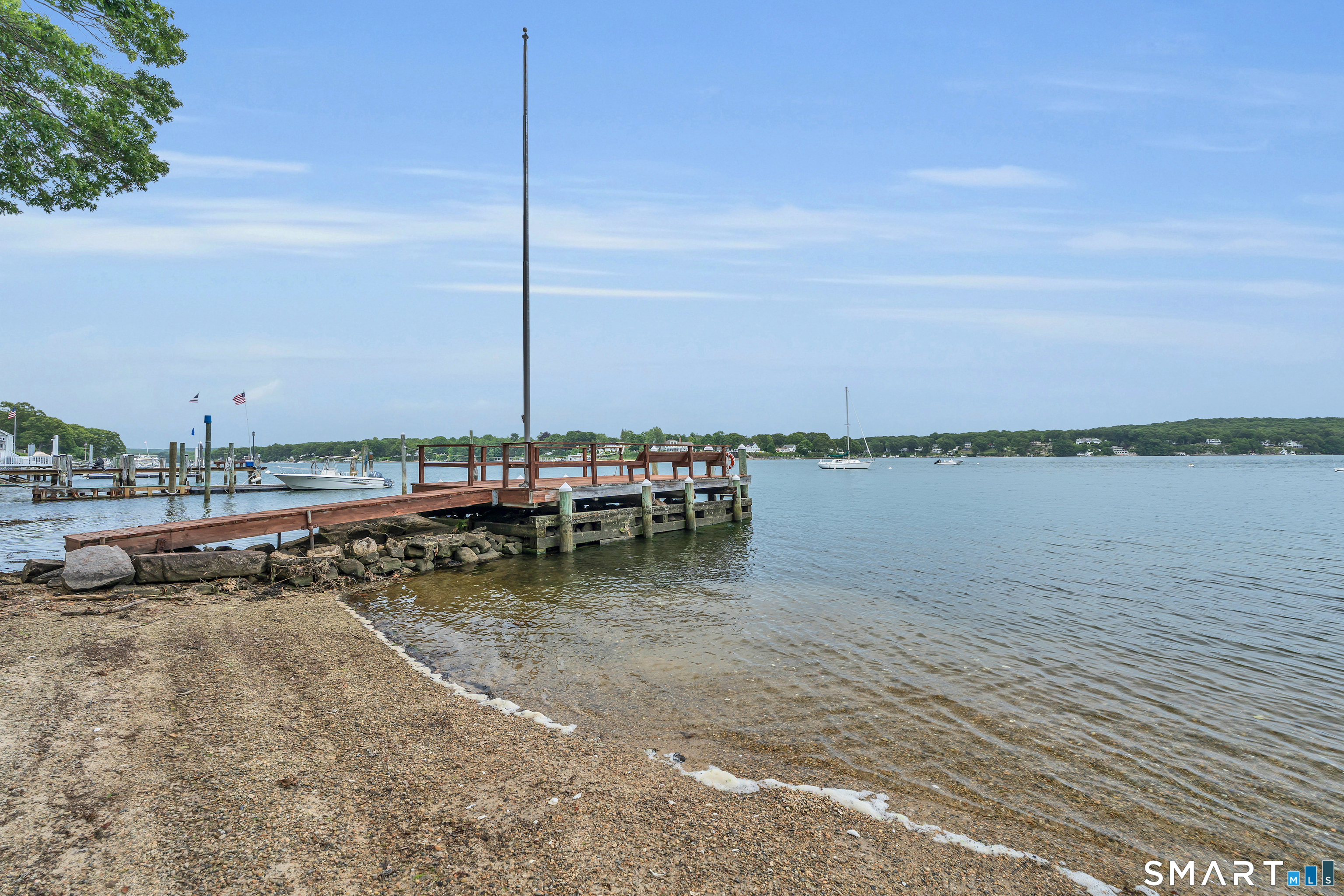16 Ledge Road East Lyme CT 06357