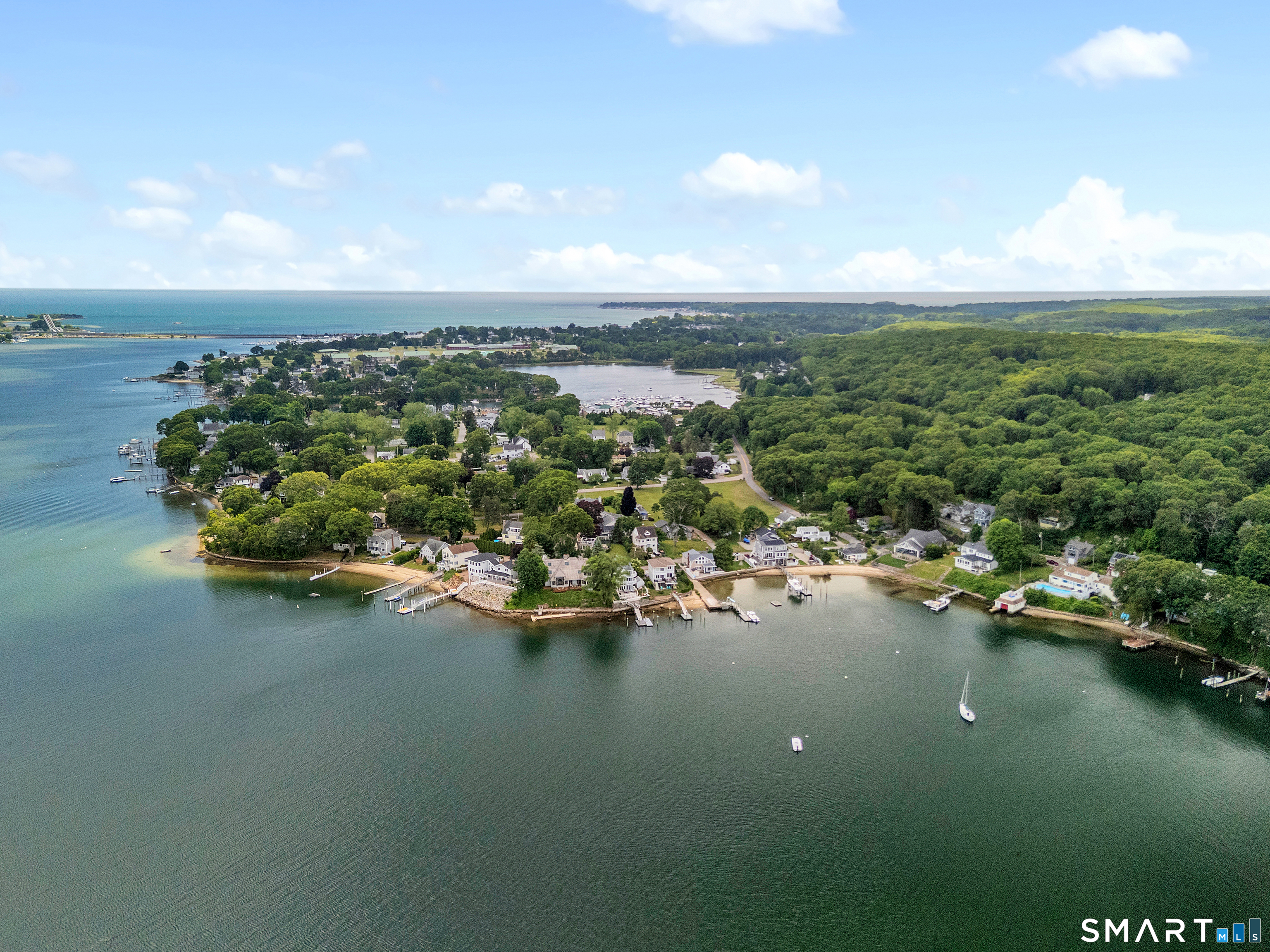 16 Ledge Road East Lyme CT 06357