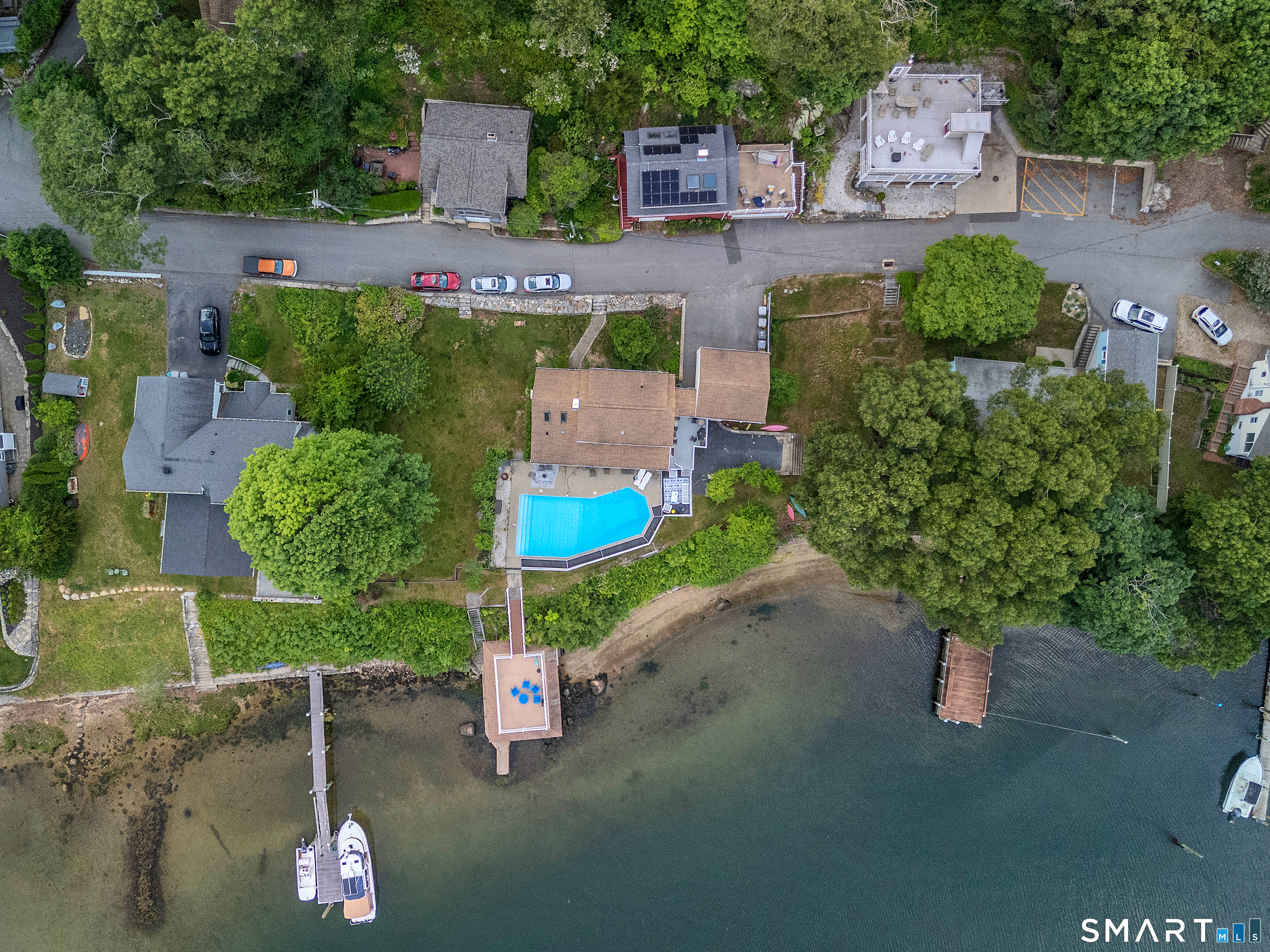 16 Ledge Road East Lyme CT 06357