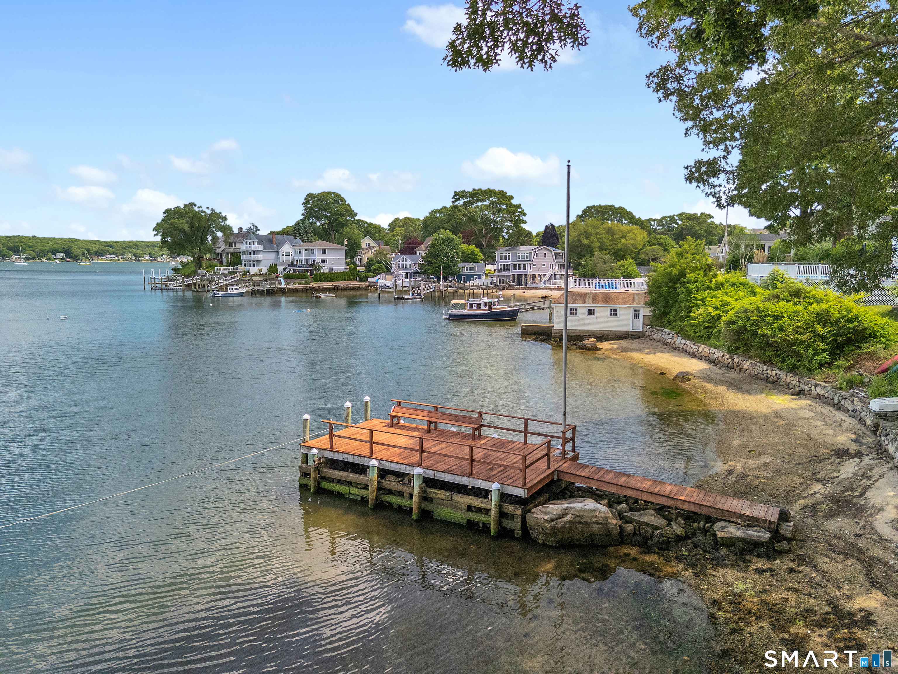 16 Ledge Road East Lyme CT 06357