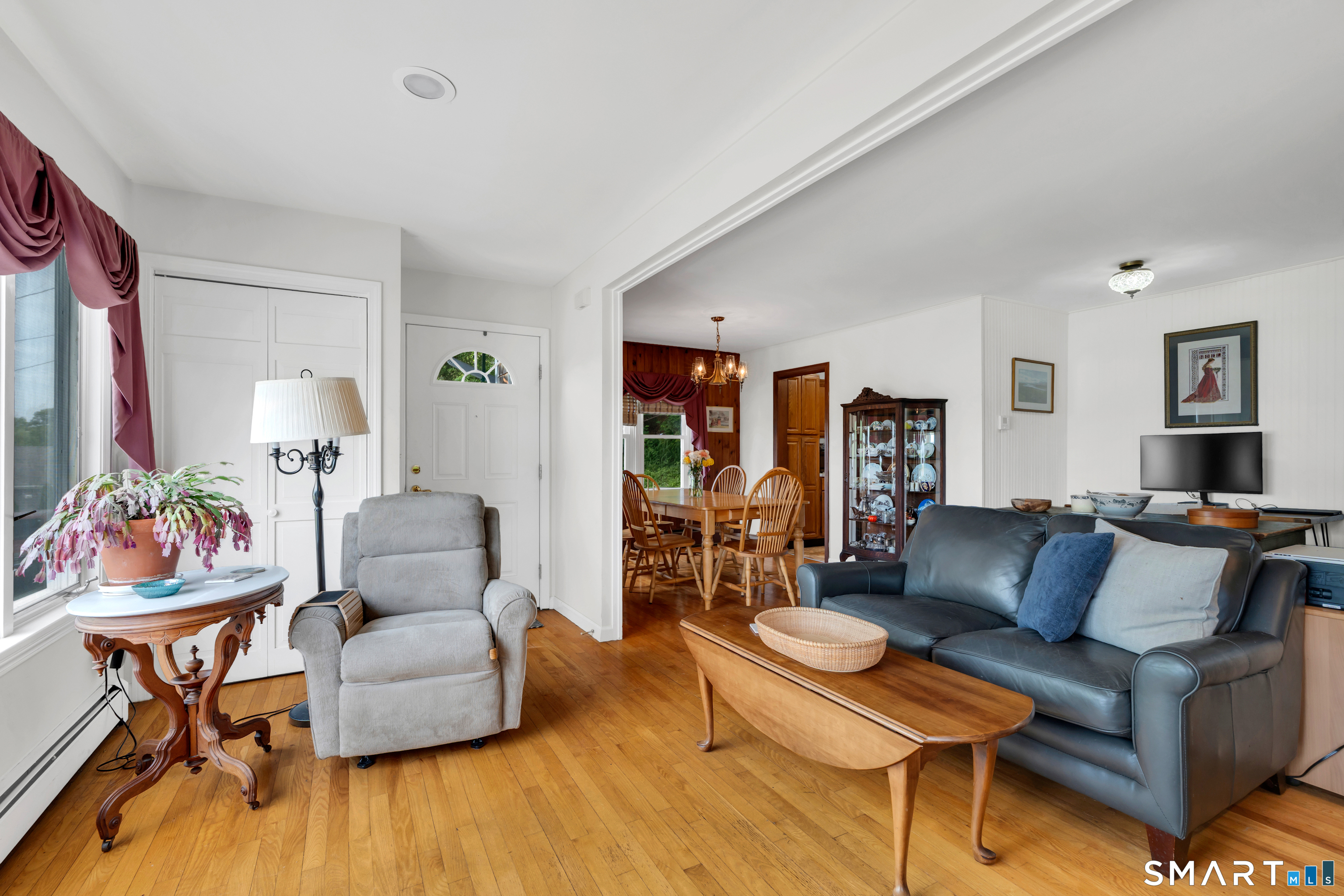 16 Ledge Road East Lyme CT 06357