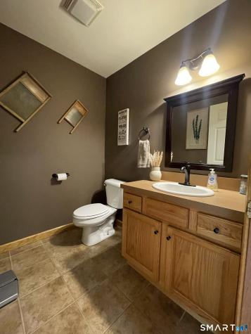 560 South Frontage Road Killingly CT 06239