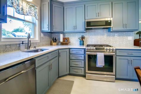 27 Cottage Street Plainville CT 06062