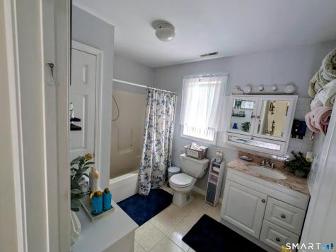 585 Congress Avenue Waterbury CT 06708