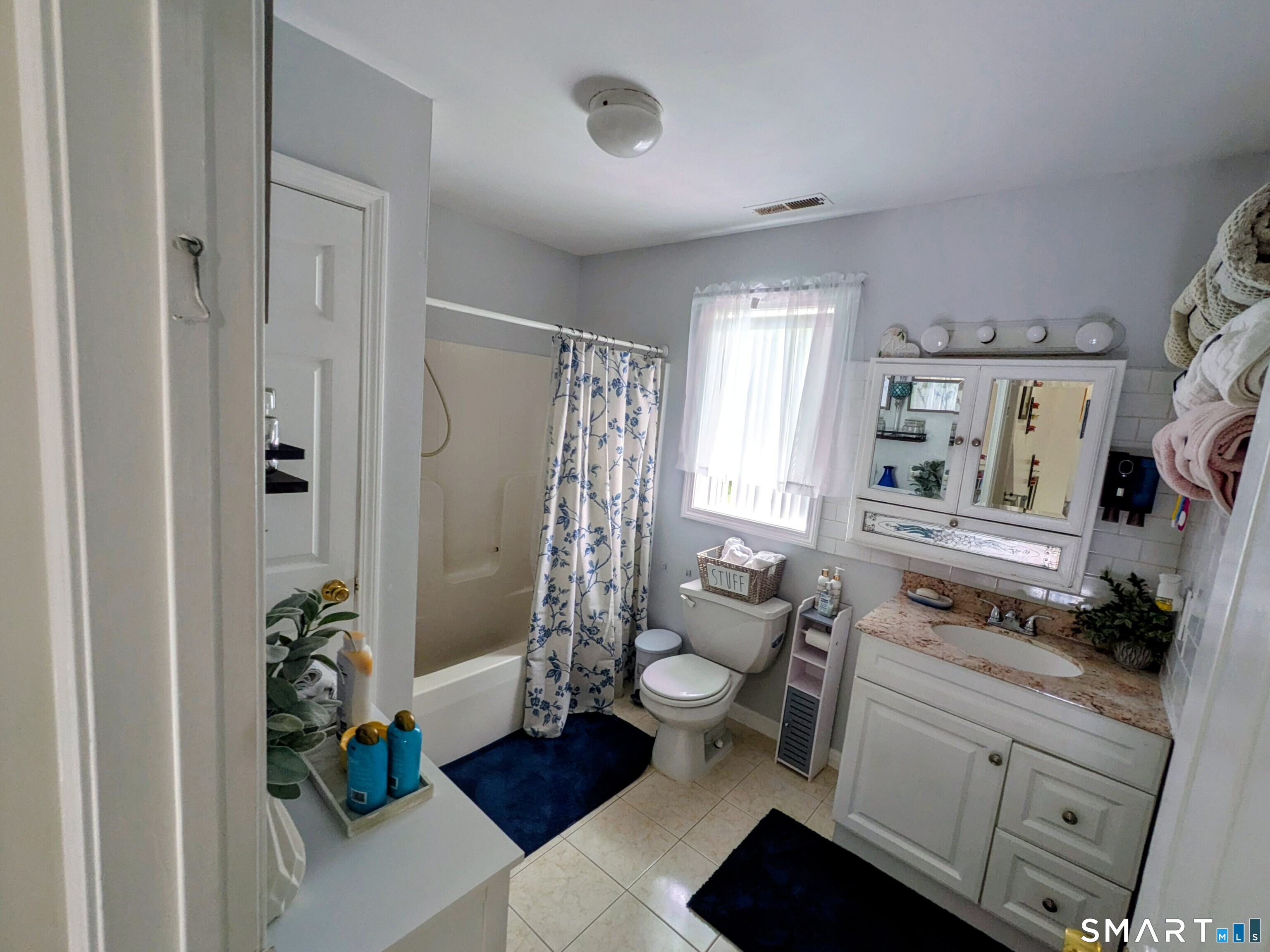 585 Congress Avenue Waterbury CT 06708