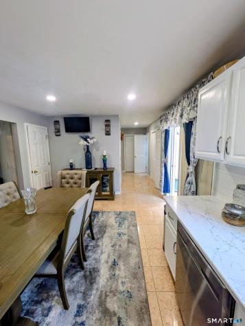 585 Congress Avenue Waterbury CT 06708
