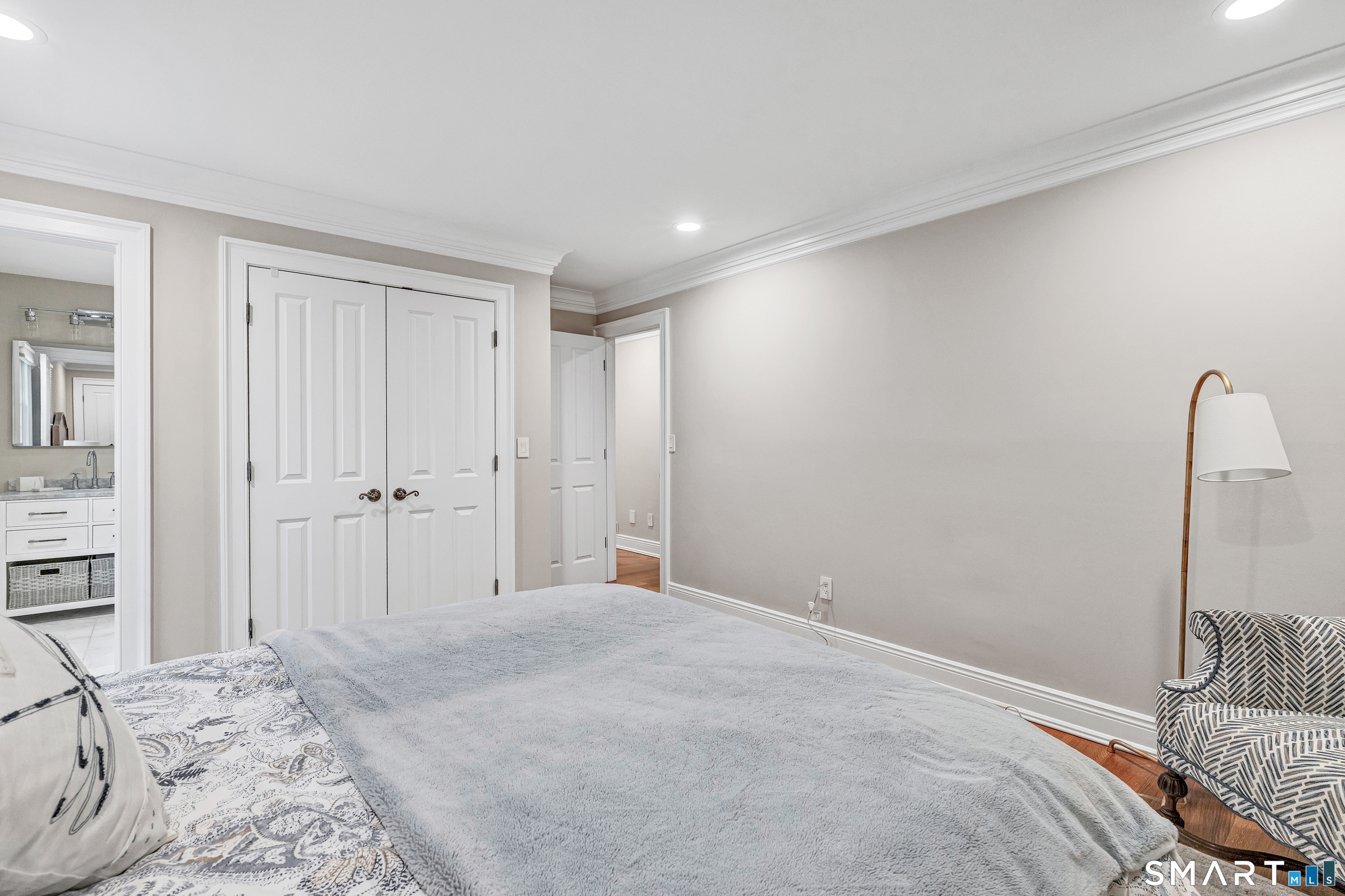 827 East Broadway Milford CT 06460