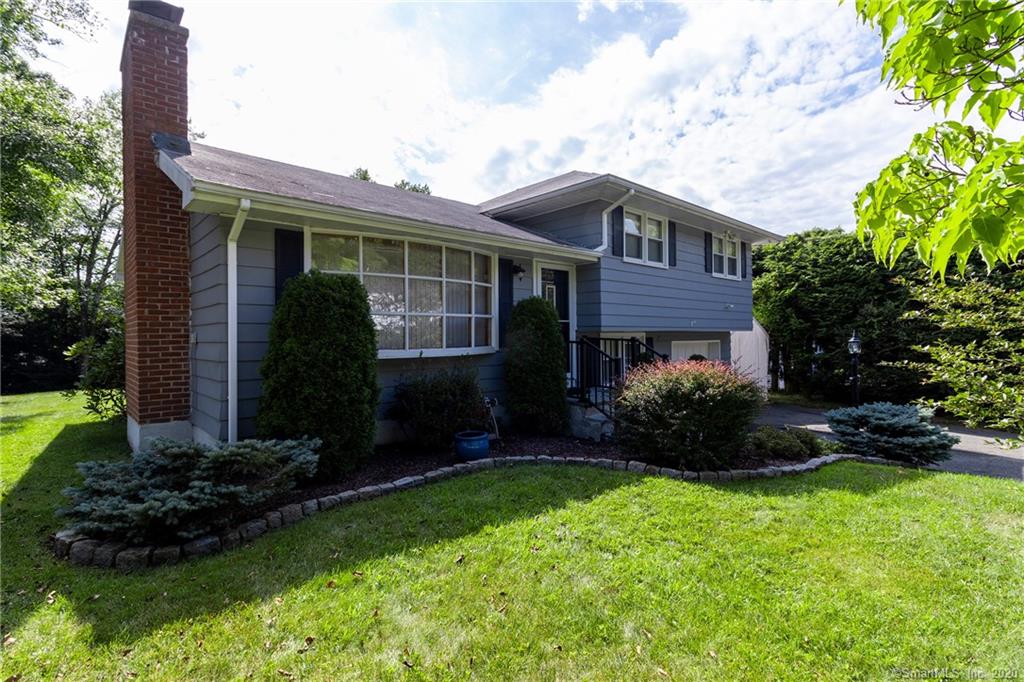 12 Charles Street Watertown CT 06795