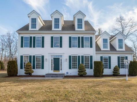 6 Quincy Place Avon CT 06001